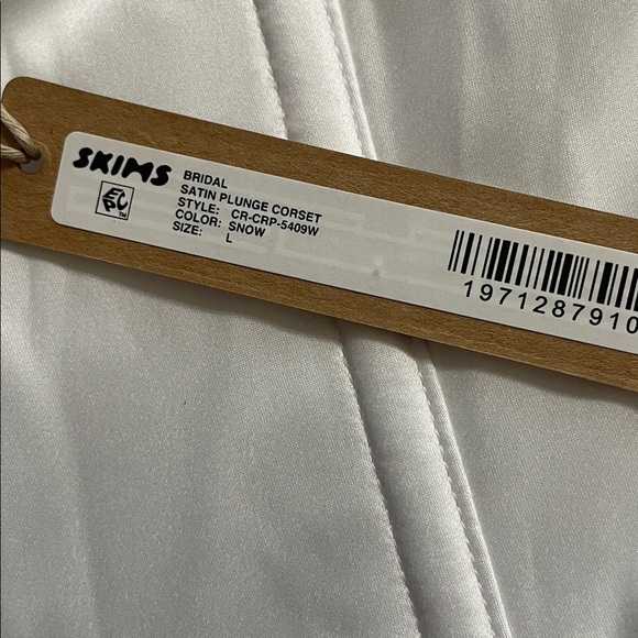 SKIMS White Bandeau Corset - Picture 4 of 7